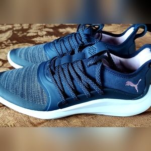 Womens 8.5 New Puma Ignite Golf Shoes